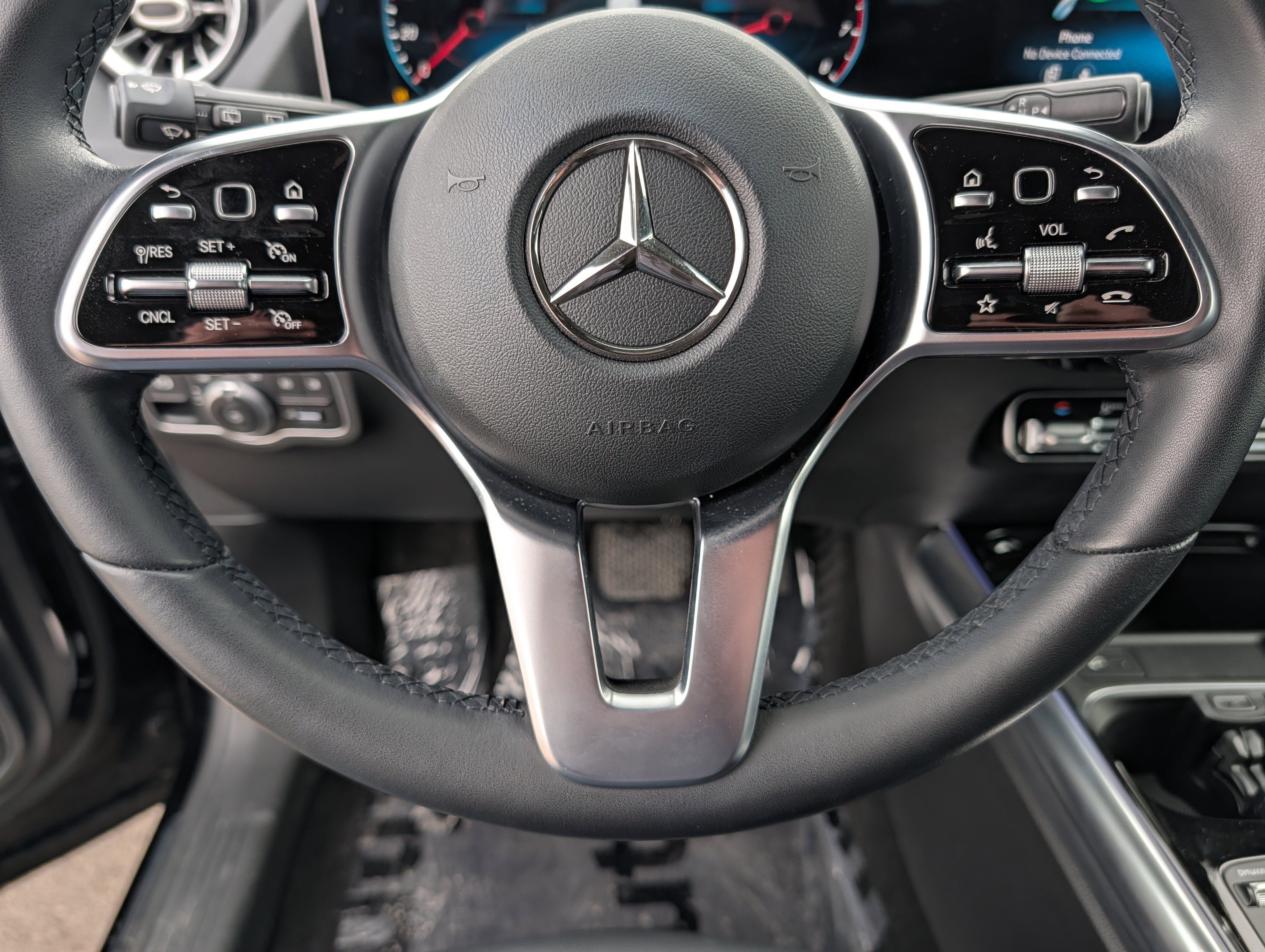 Used 2021 Mercedes-Benz GLA 250 4MATIC image 30