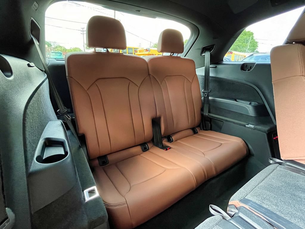 Used 2022 Audi Q7 2.0T Premium Plus AWD/4WD image 41