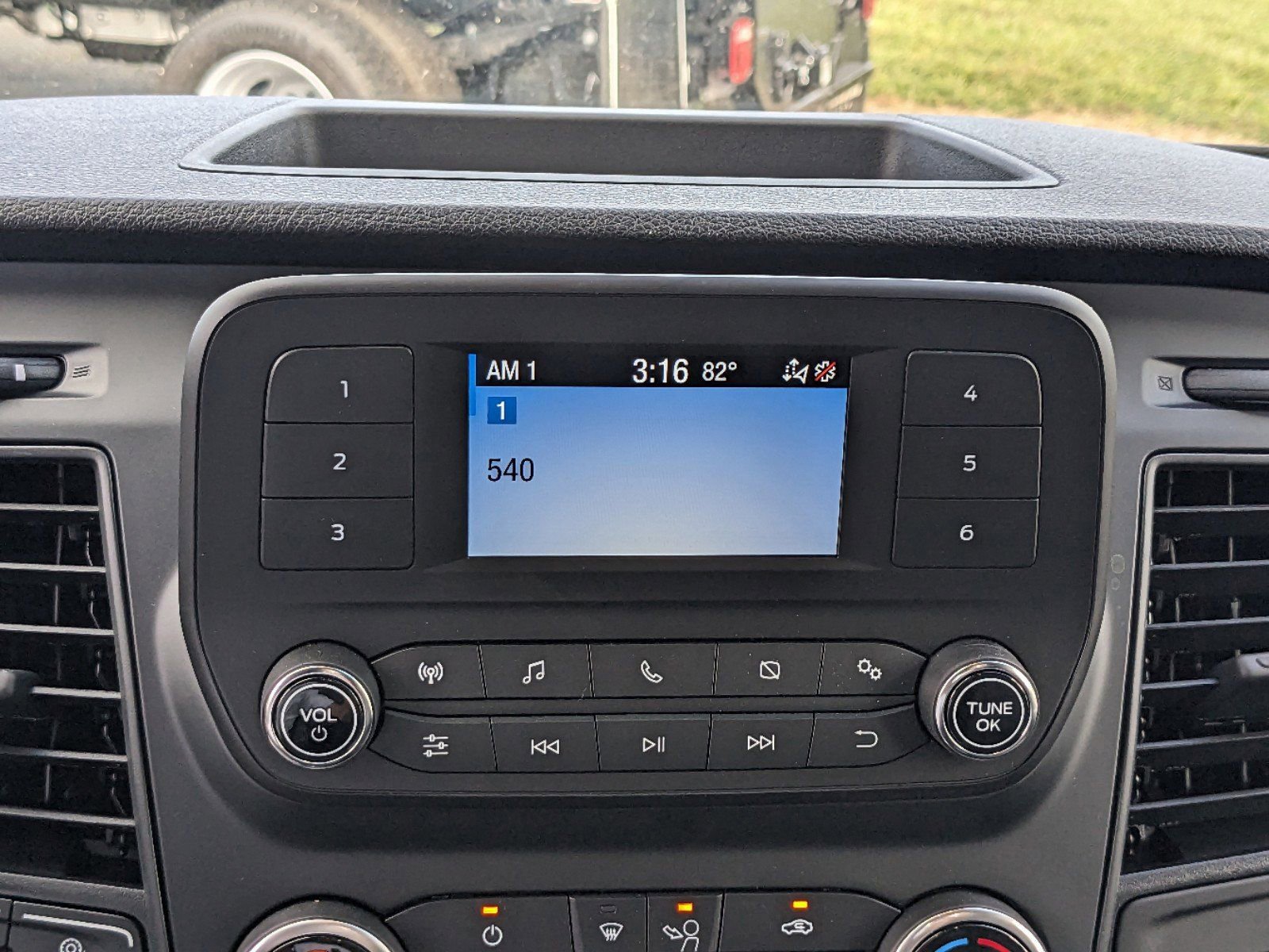 New 2024 Ford Transit 350 148 High Roof DRW AWD w/ Exterior Upgrade Package image 17