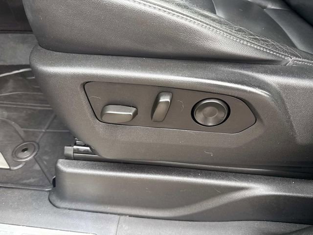 Used 2021 Chevrolet Suburban LT w/ LT Signature Package image 22