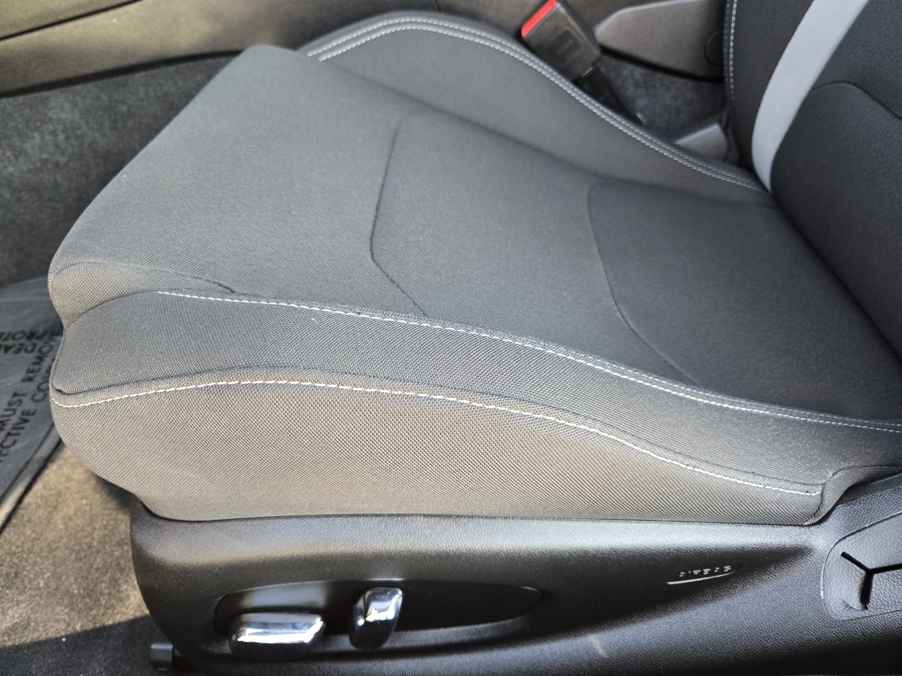 Used 2020 Chevrolet Camaro SS RWD image 22