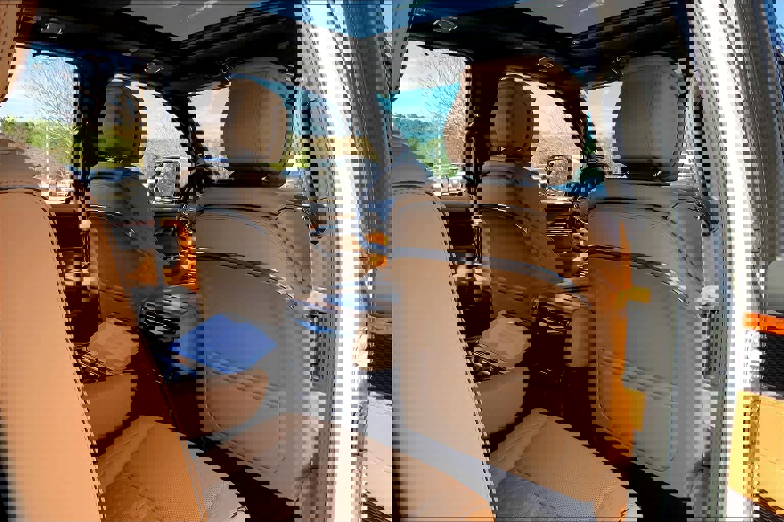 Used 2022 Jeep Grand Wagoneer Series III w/ HD Trailer Tow Package image 20