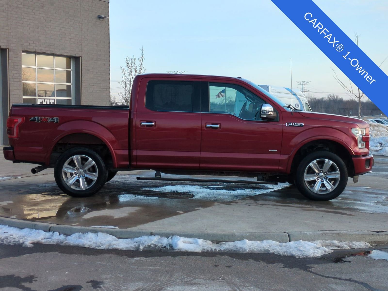 Used 2015 Ford F150 Platinum w/ Equipment Group 701A Luxury image 9