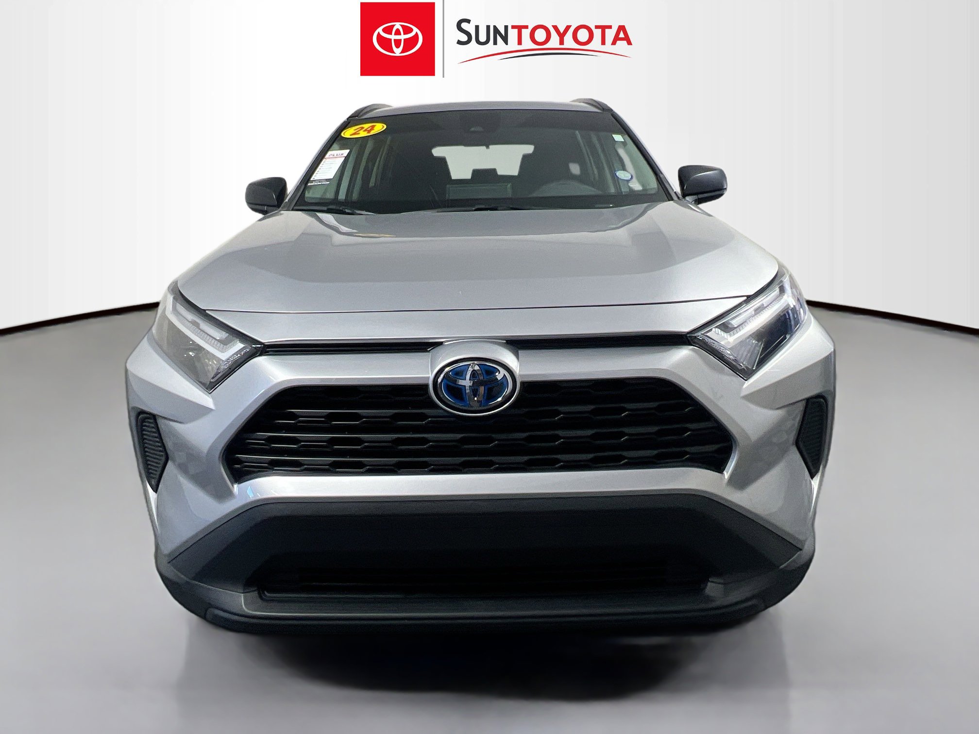 Used 2024 Toyota RAV4 LE image 10