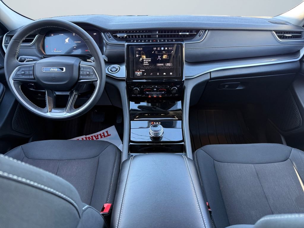 Used 2023 Jeep Grand Cherokee L Laredo w/ Luxury Tech Group I image 10