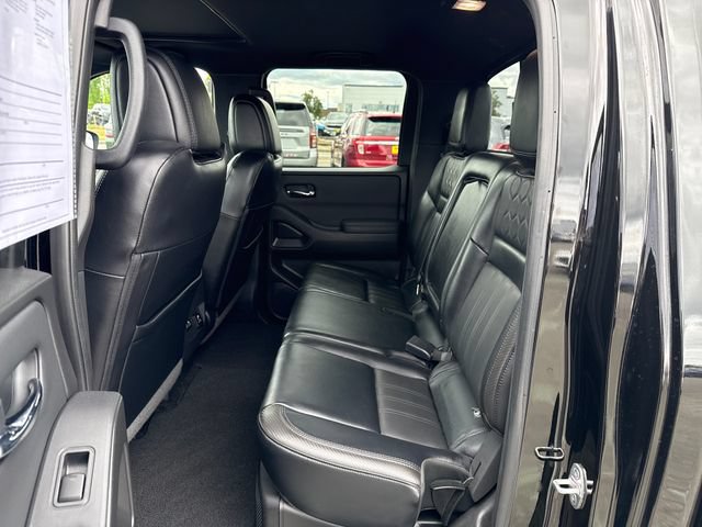 Used 2022 Nissan Frontier PRO-4X w/ Pro-4X Premium Package AWD/4WD image 13
