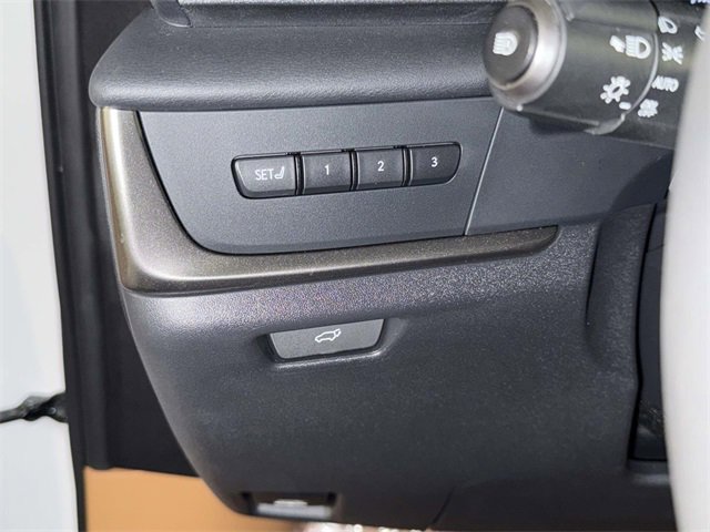 Certified 2025 Lexus RZ 300e 300e Premium image 28