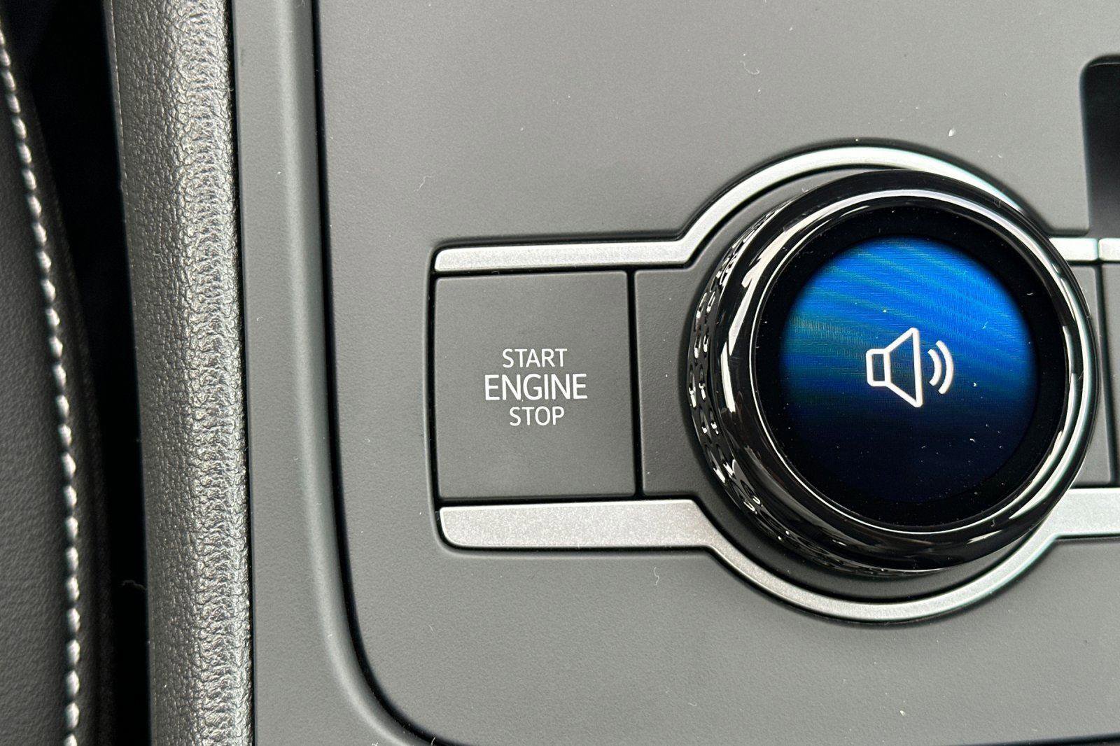 New 2026 Volkswagen Tiguan SE R-Line image 21