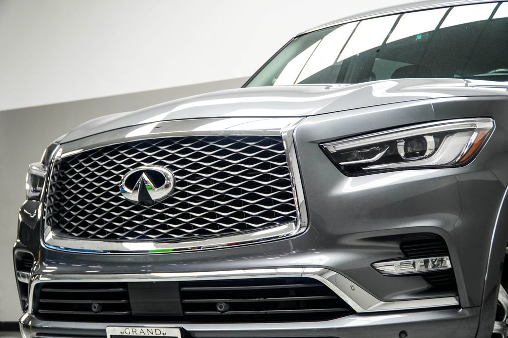 Used 2018 INFINITI QX80 4WD image 2
