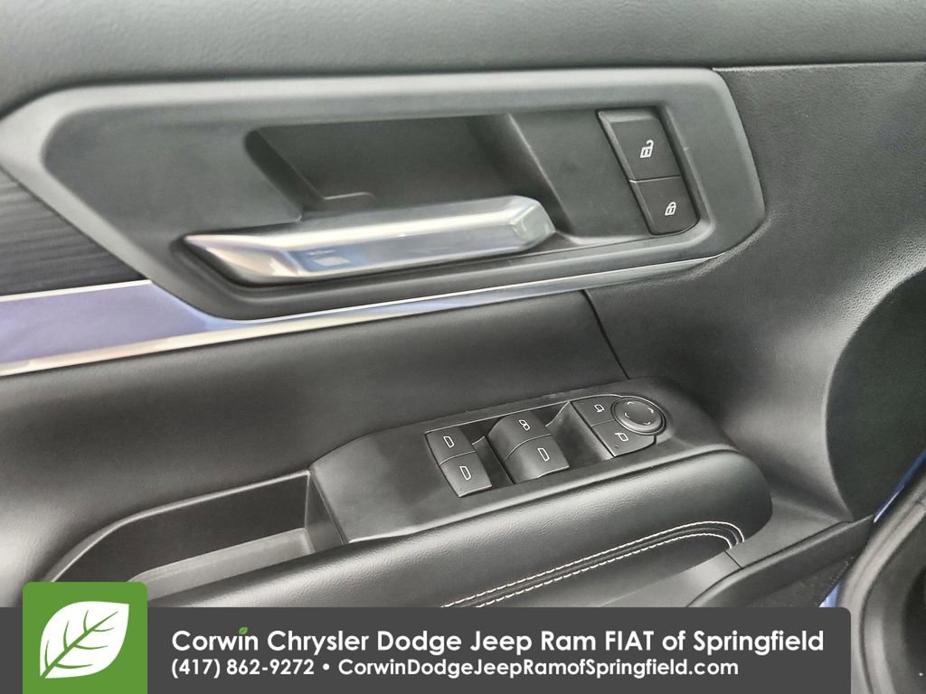 Used 2026 GMC Terrain Elevation image 13