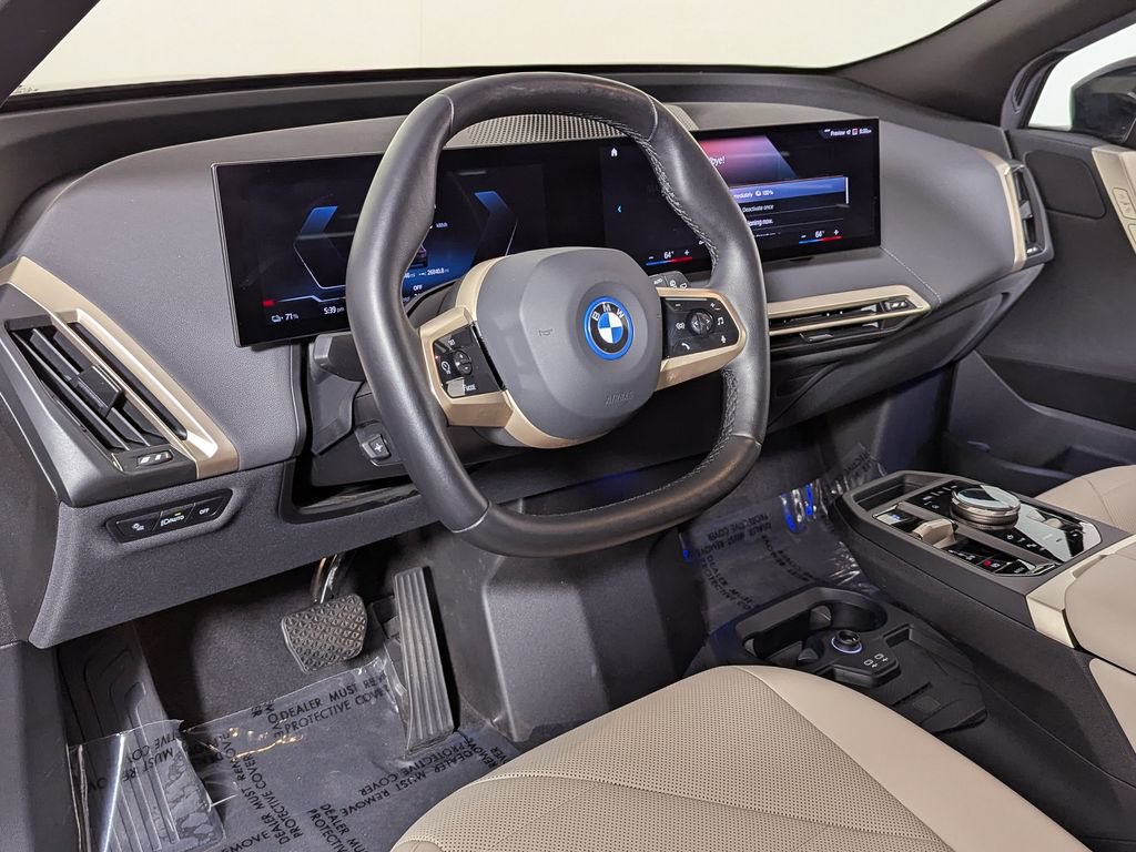 Certified 2023 BMW iX xDrive50 w/ Sport Package AWD/4WD image 17