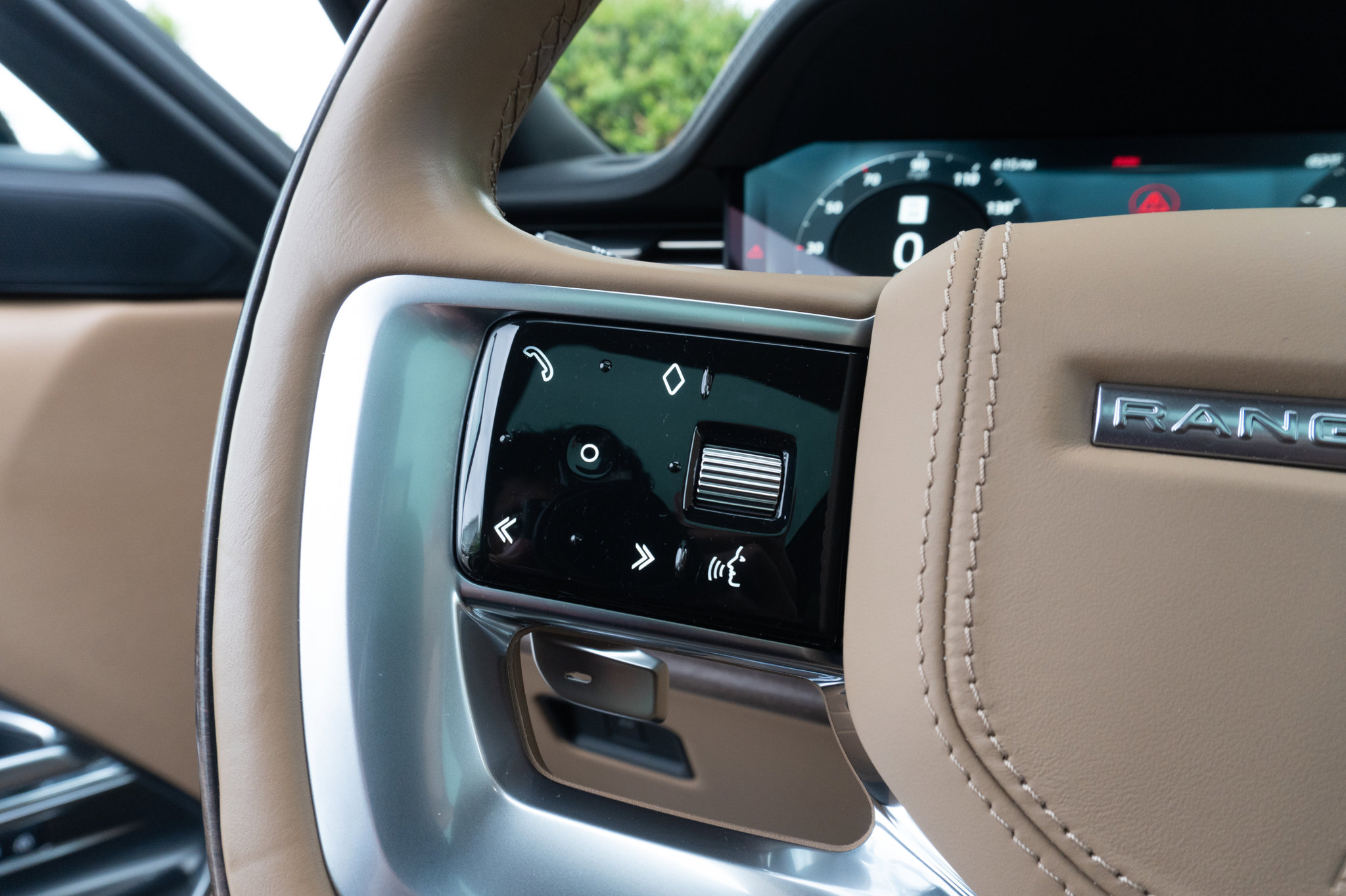 Used 2023 Land Rover Range Rover Autobiography AWD/4WD image 41