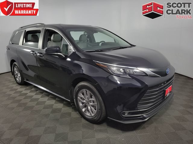Used 2025 Toyota Sienna XLE w/ XLE Plus Package FWD 360° Tour