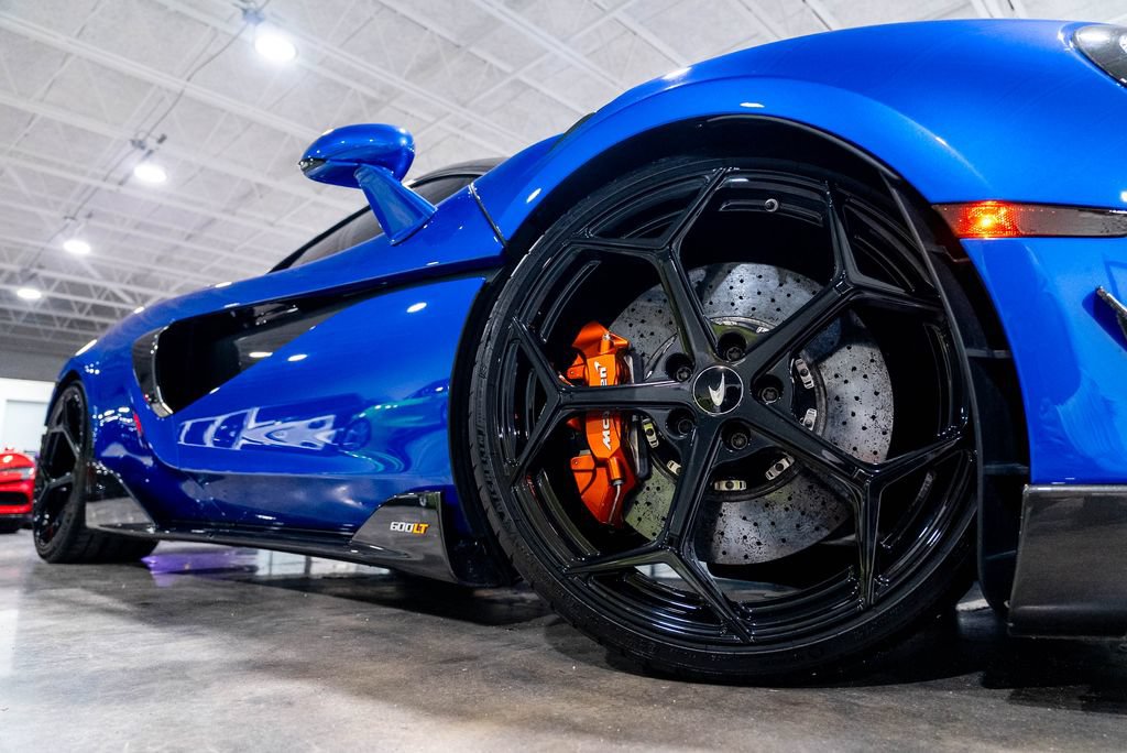 Used 2019 McLaren 600LT RWD image 40