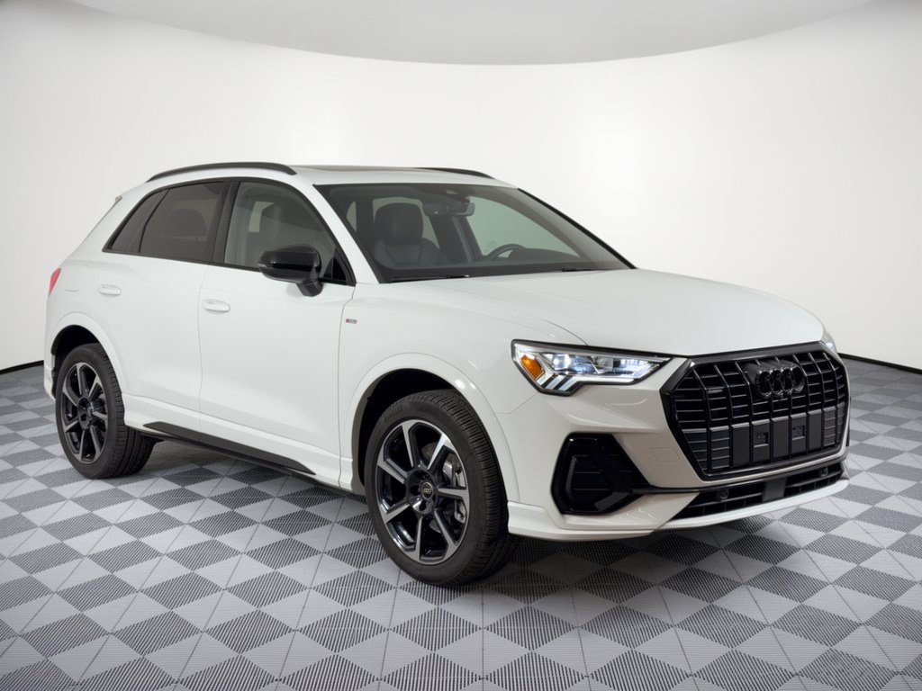 Certified 2025 Audi Q3 2.0T Premium Plus w/ Premium Plus Package AWD/4WD image 7