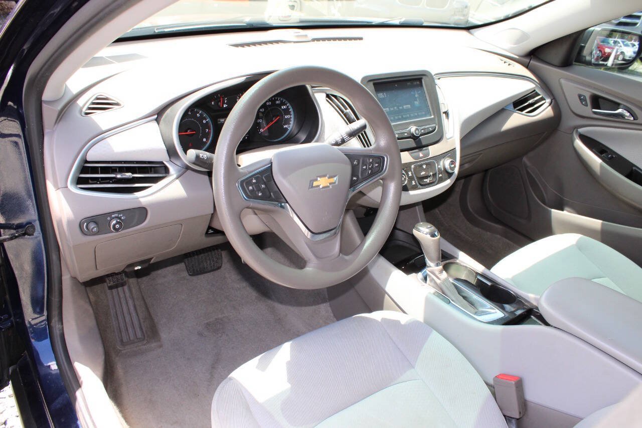 Used 2016 Chevrolet Malibu LS FWD image 13