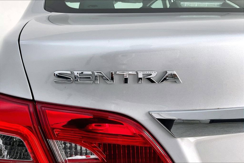 Used 2019 Nissan Sentra S image 41