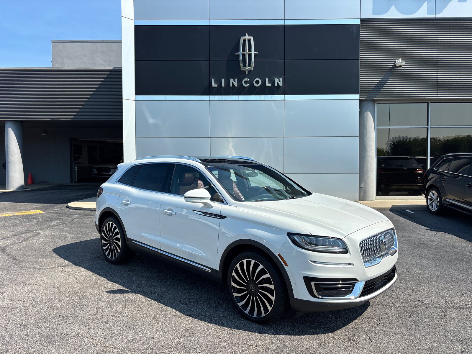 Certified 2020 Lincoln Nautilus Black Label w/ Class II Trailer Tow Package AWD/4WD video 1