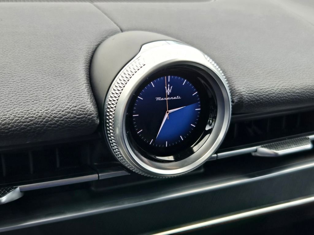 Used 2023 Maserati Grecale GT AWD/4WD image 21