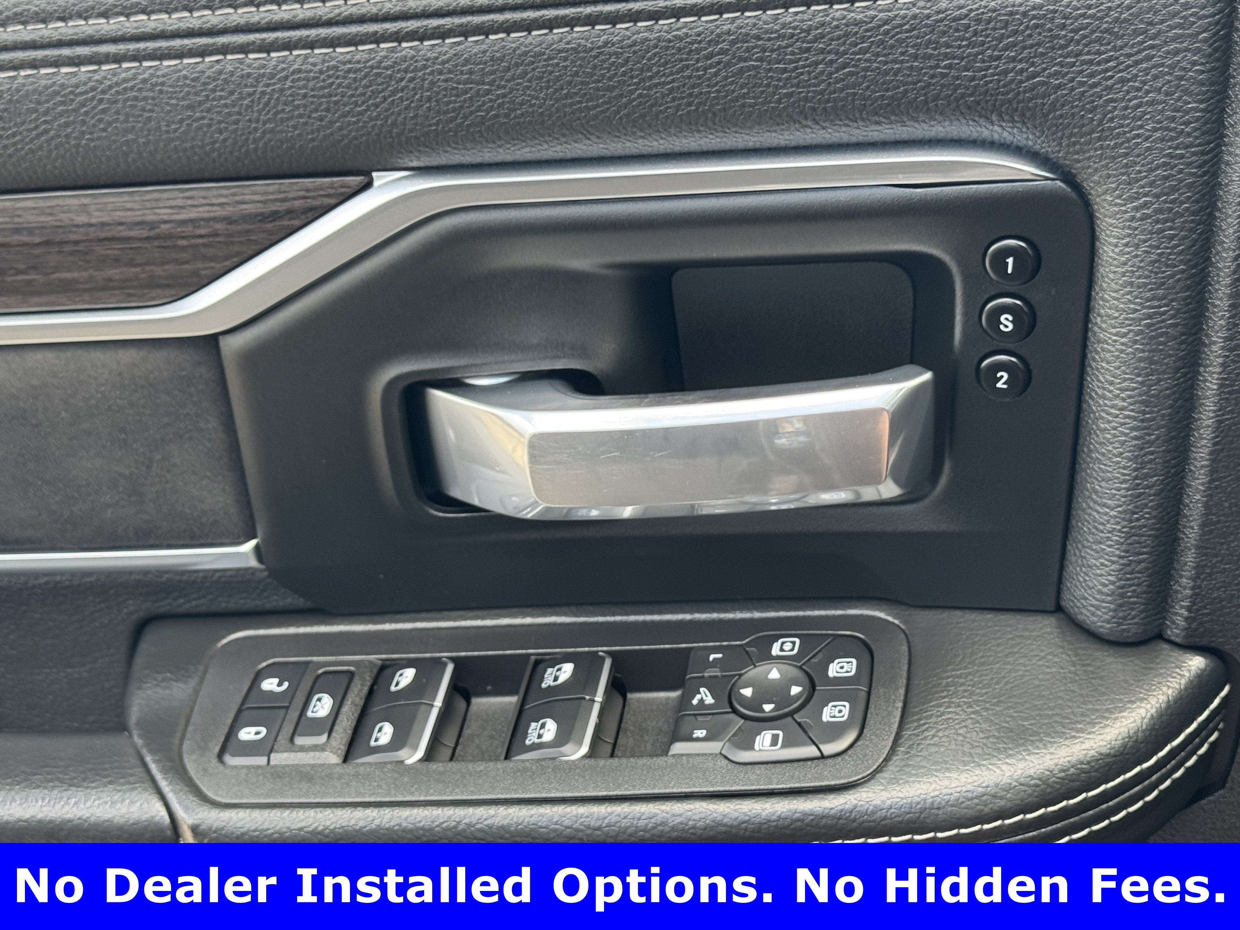 Used 2025 RAM 2500 Laramie AWD/4WD image 23