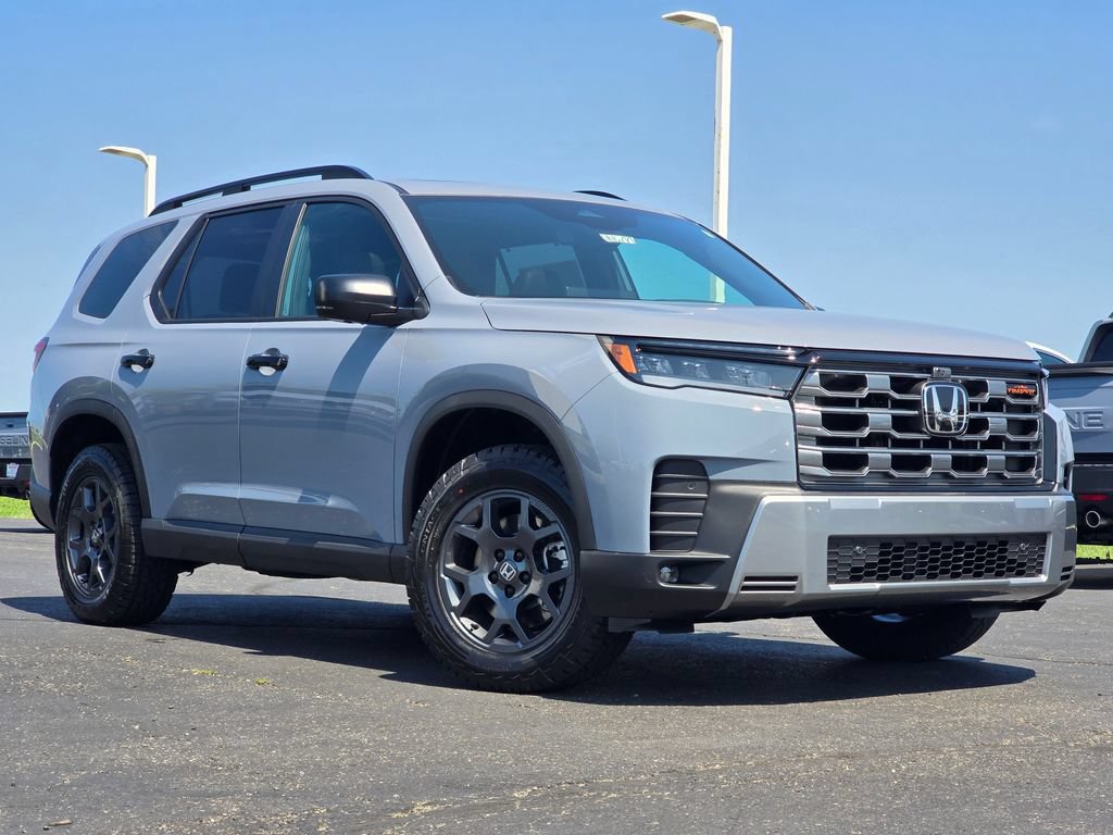 New 2026 Honda Pilot TrailSport image 2