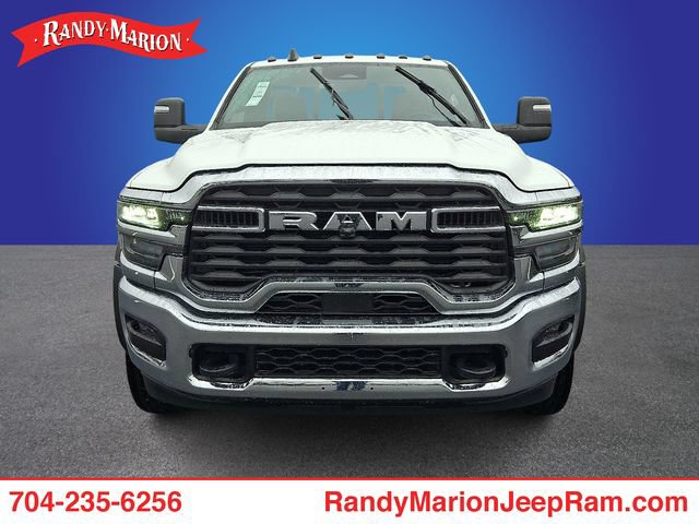 Used 2025 RAM 5500 Tradesman AWD/4WD image 2