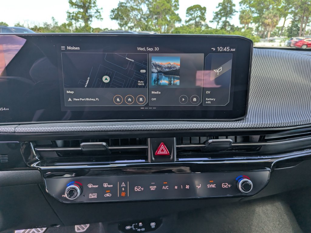 Certified 2025 Kia EV6 GT-Line RWD image 26