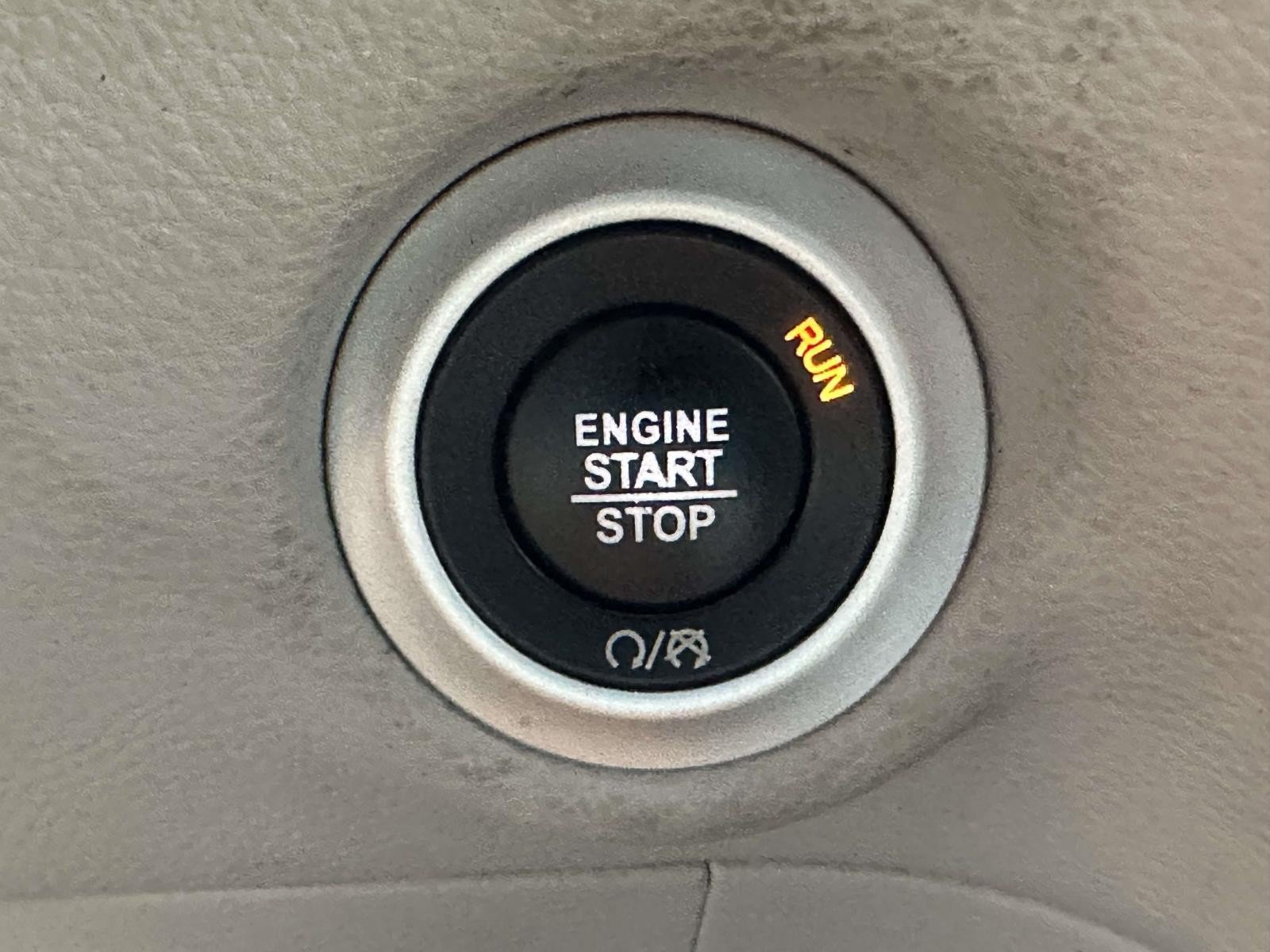 Certified 2021 Chrysler Pacifica Touring-L FWD image 28