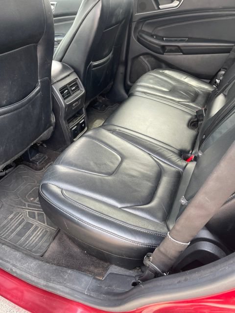 Used 2016 Ford Edge Titanium w/ Equipment Group 302A FWD image 7