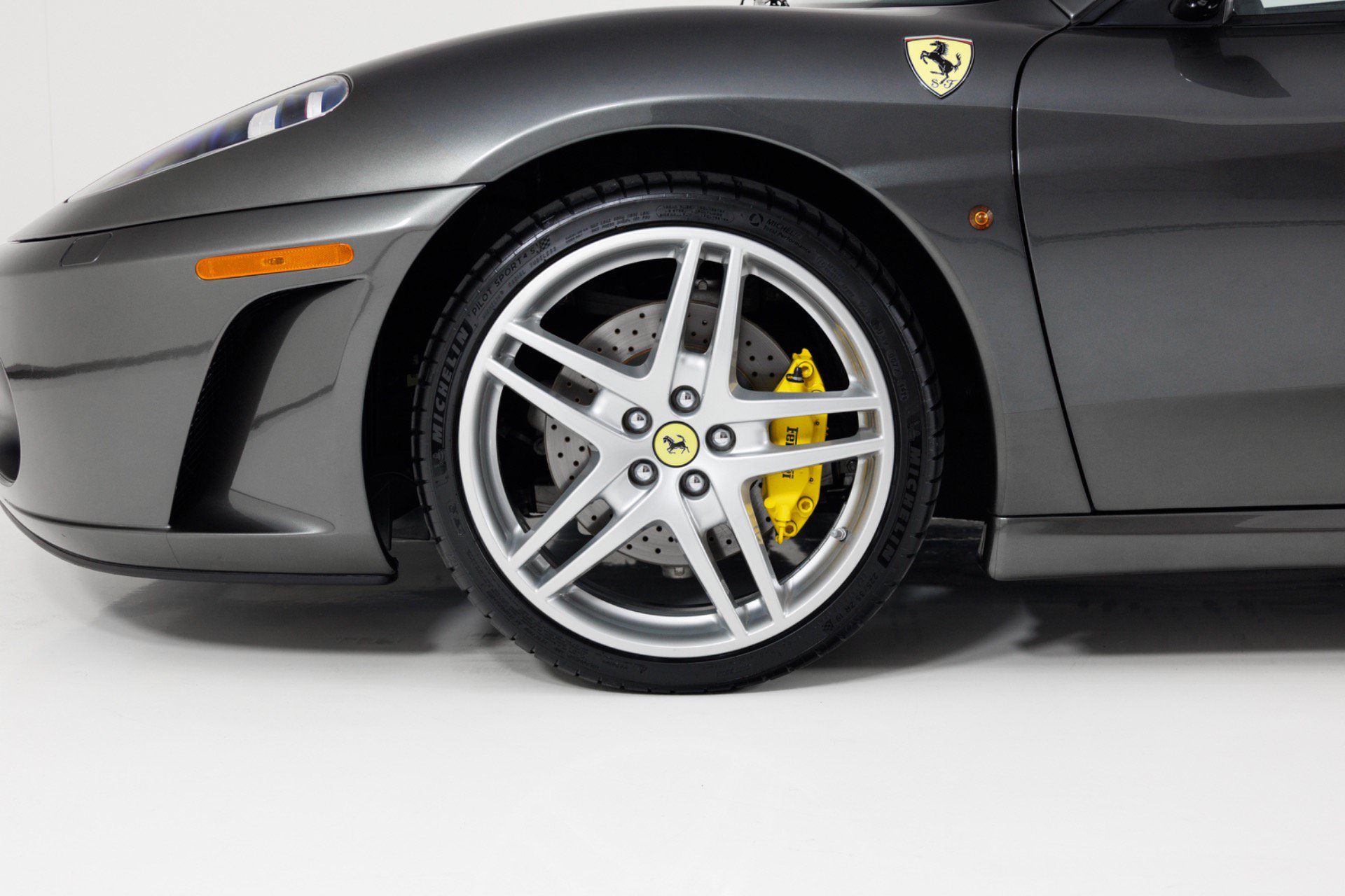 Used 2007 Ferrari F430 Coupe RWD image 9