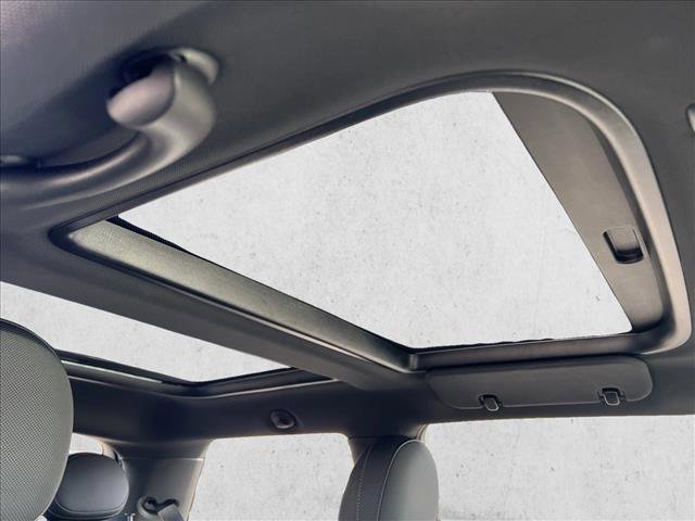 Used 2022 MINI Cooper S image 26