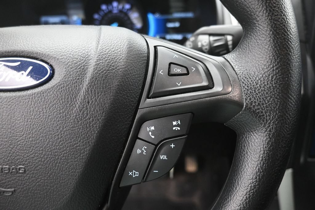 Used 2023 Ford Edge SE AWD/4WD image 7