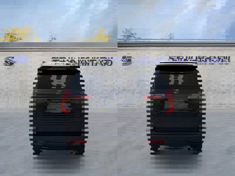 New 2025 Ford Expedition Platinum w/ Stealth Performance Package image 5