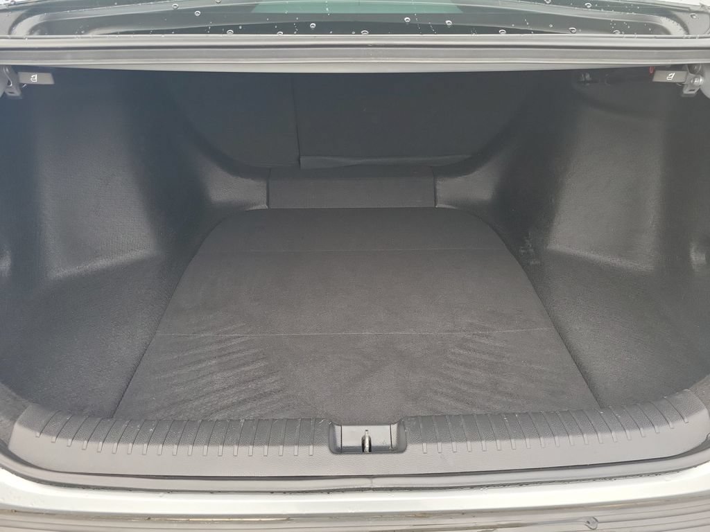Used 2023 Honda Accord EX-L image 9