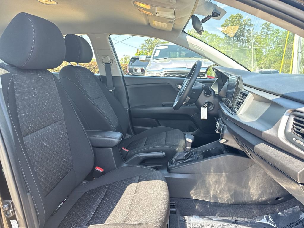 Used 2023 Kia Rio S image 21