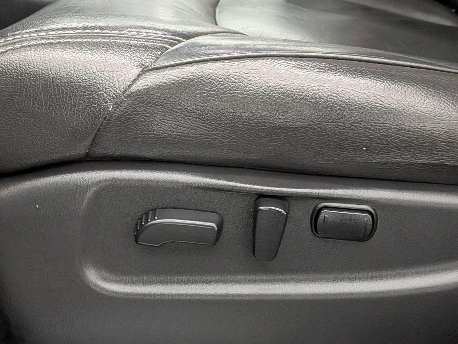 Used 2019 Nissan Armada SV w/ Driver Package image 18