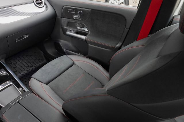 Certified 2025 Mercedes-Benz GLA 35 AMG 4MATIC image 26