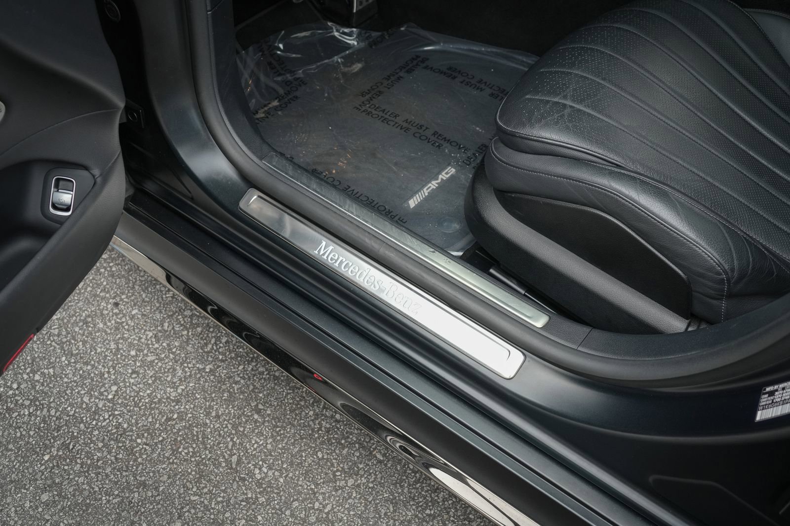 Used 2023 Mercedes-Benz S 580e S 580e w/ AMG Line image 31