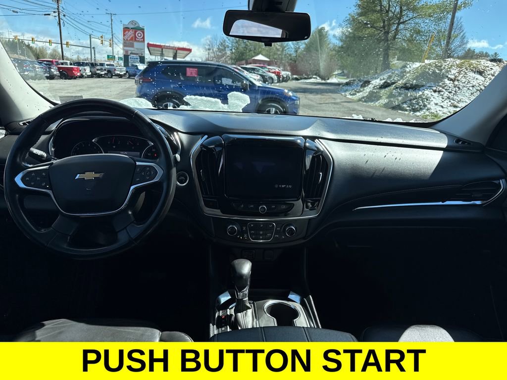 Used 2021 Chevrolet Traverse LT w/ LT Premium Package image 13