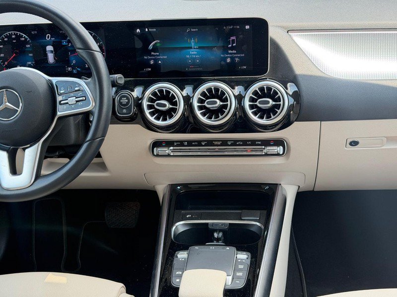Used 2021 Mercedes-Benz GLA 250 4MATIC image 14