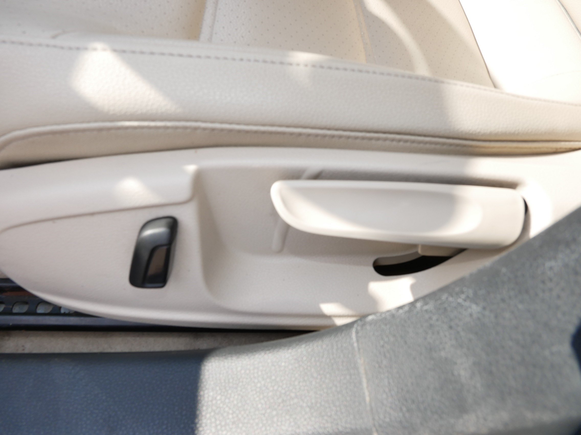 Used 2014 Volkswagen Jetta SE FWD image 19