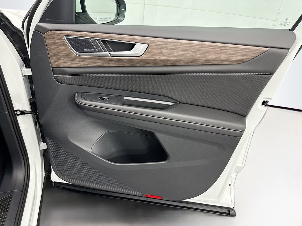 New 2026 Volkswagen Atlas SEL Premium R-Line image 25