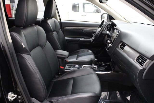 Used 2020 Mitsubishi Outlander SEL AWD/4WD image 13