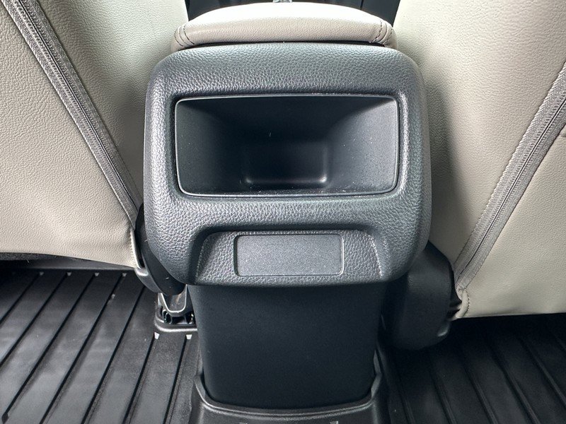 Used 2024 Honda HR-V EX-L image 11