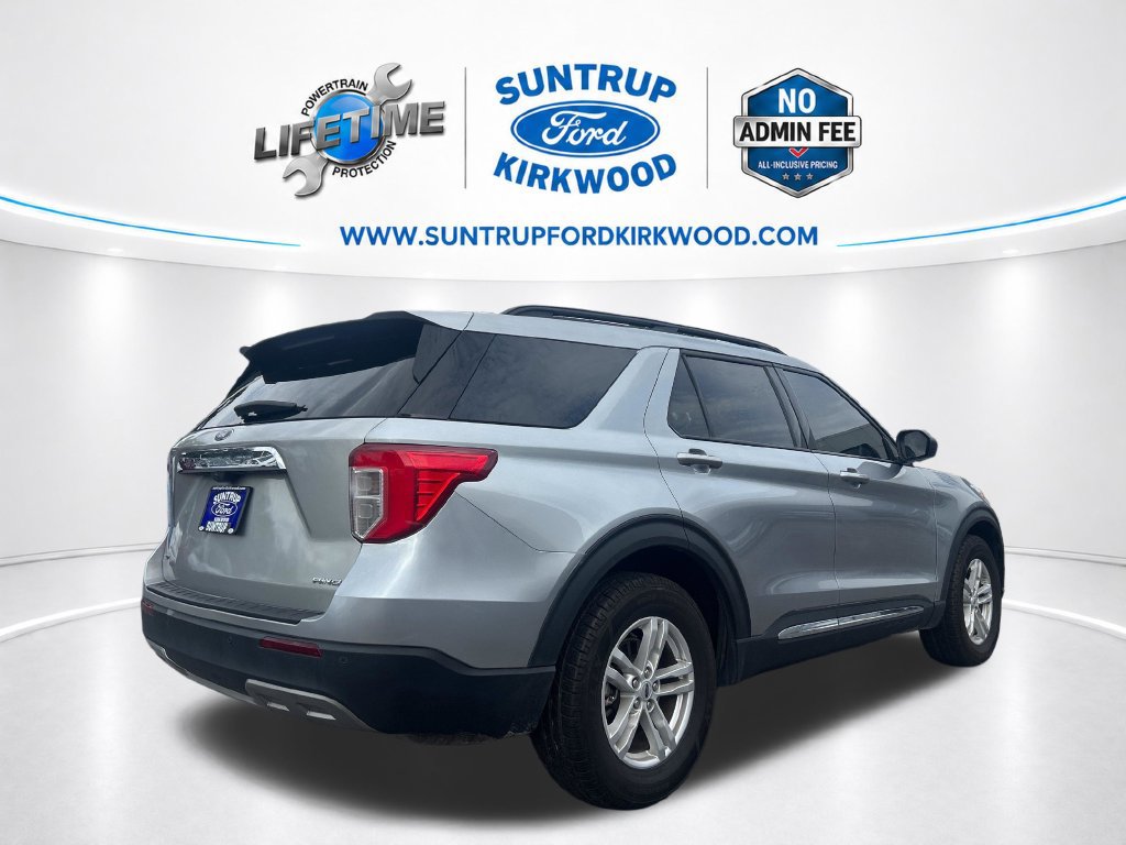 Used 2023 Ford Explorer XLT w/ Equipment Group 202A AWD/4WD image 6