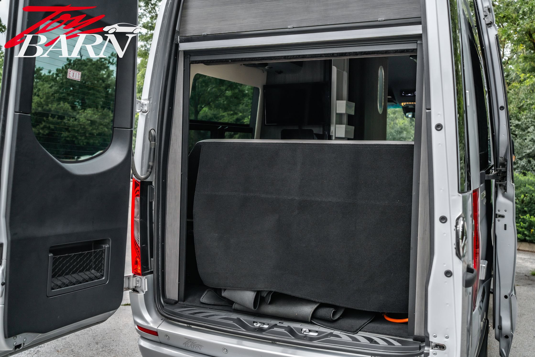 Used 2020 Mercedes-Benz Sprinter 2500 image 54