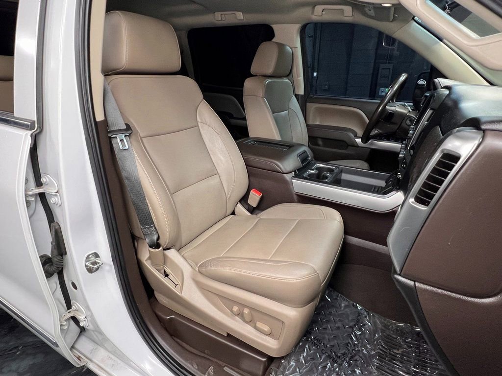 Used 2018 Chevrolet Silverado 1500 LTZ Z71 w/ LTZ Plus Package image 4