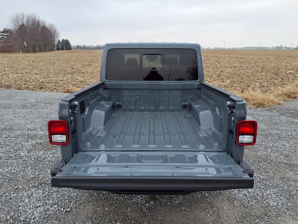 New 2026 Jeep Gladiator Sport AWD/4WD image 29