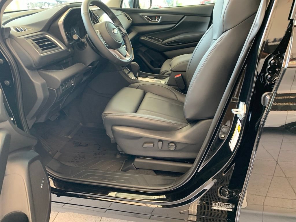 New 2026 Subaru Ascent Limited AWD/4WD image 3