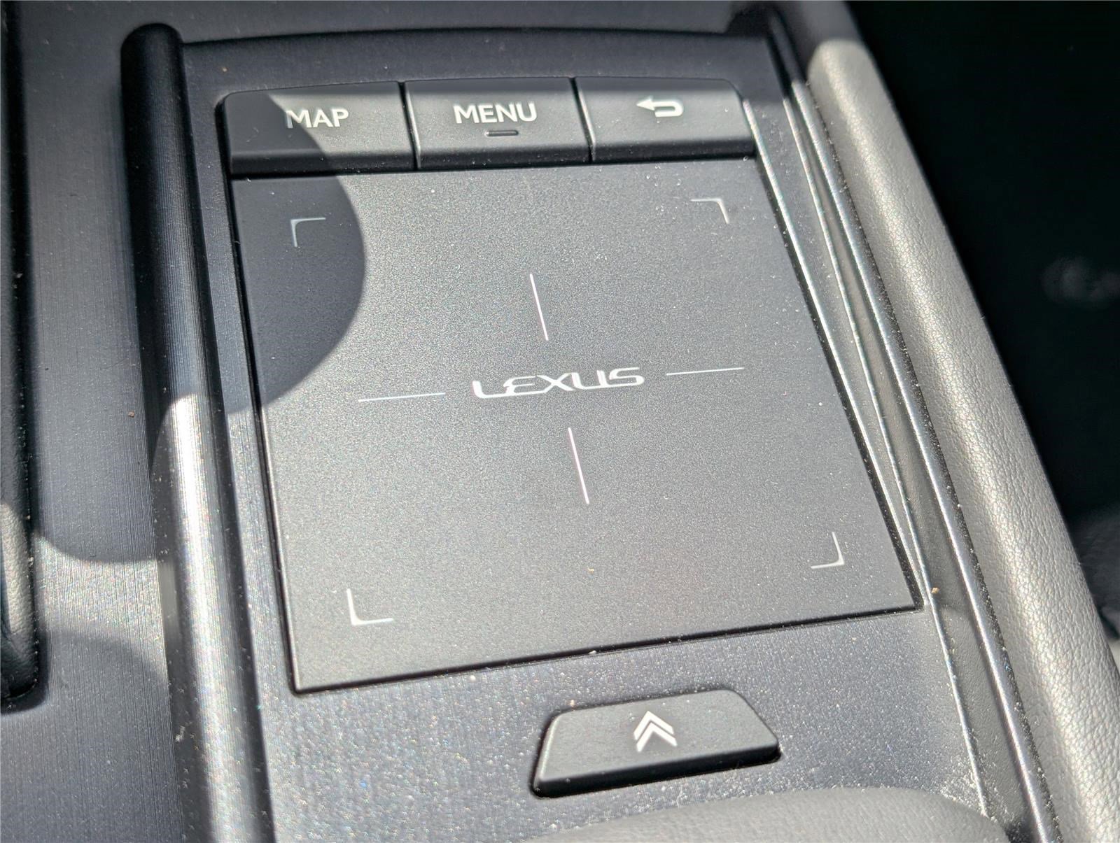 Used 2019 Lexus ES 350 Ultra Luxury w/ Accessory Package image 24